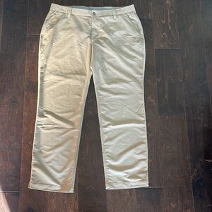Mens Under Armour pants, size 42/32